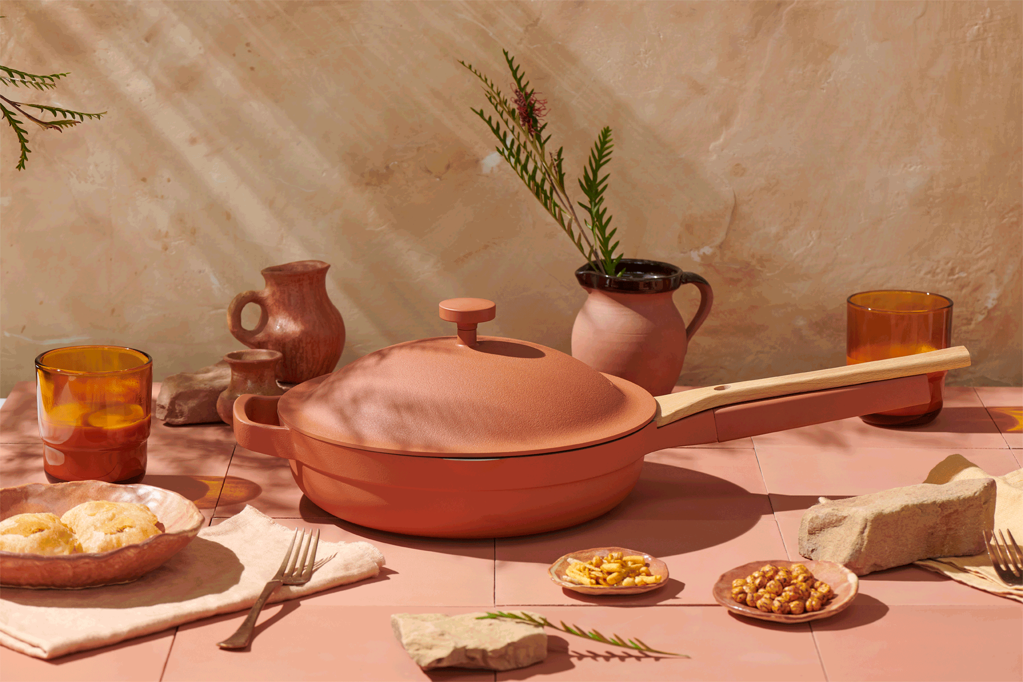 _TERRA_COTTA_TABLESCAPE_EARTHY_GIF_LayersSm_V2.gif