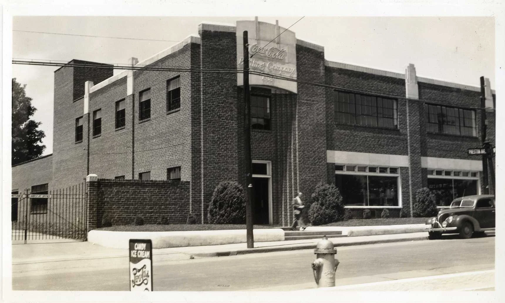 Coca-Cola Historical Facade.jpg