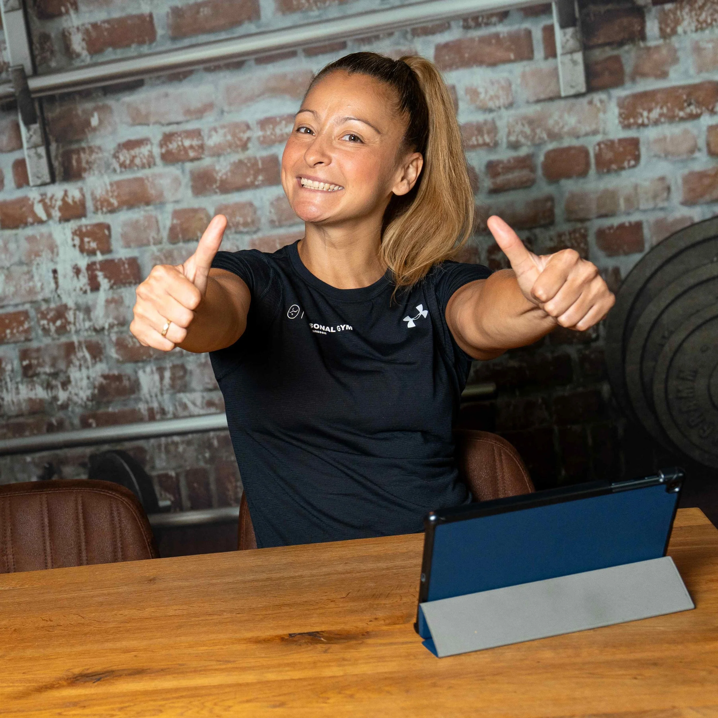 Personal trainer Yasemin