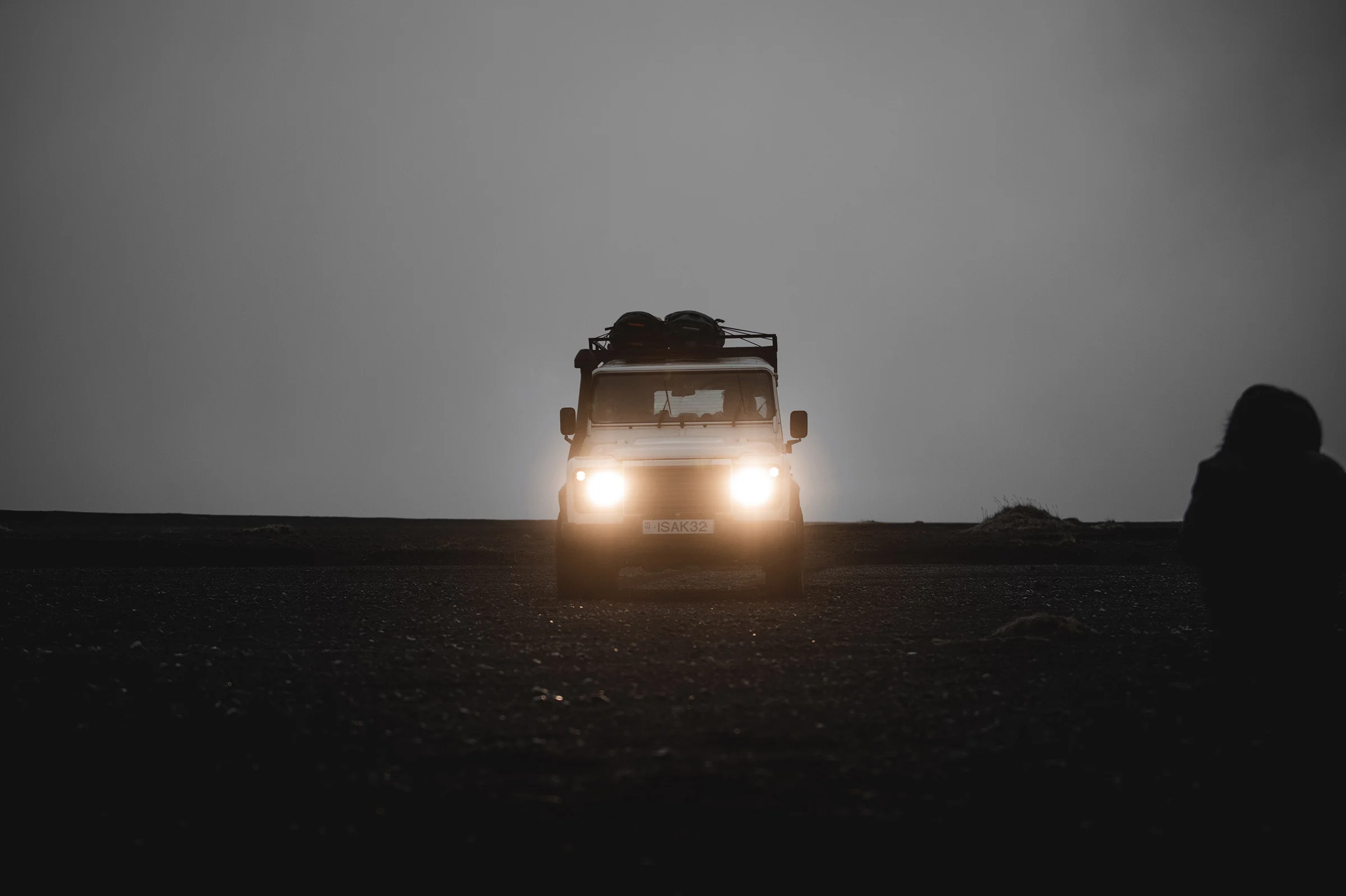 Rolling Rogues Ant Middleton Icelnad Land Rover.jpg