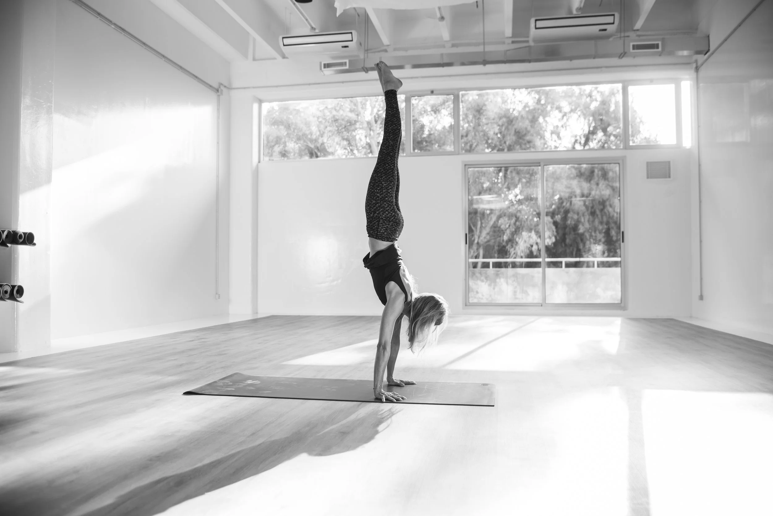 YoSo Handstand.jpg