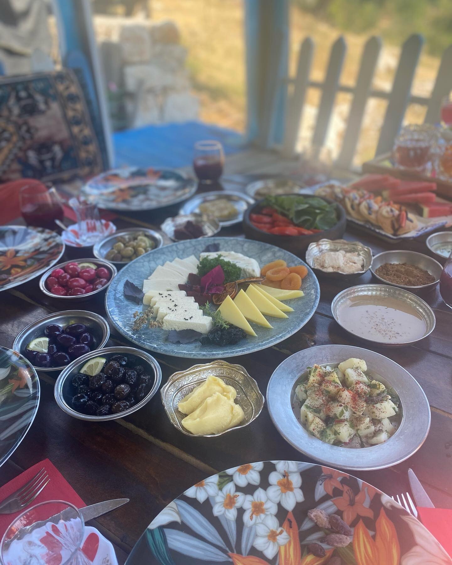 Never ever have I &hellip;. @belmuar_rest you are exceptional in every which way -  if you are visiting the Kalkan region this is a total and utter must - the flavours, the colours, the view @timmolema number one intro
