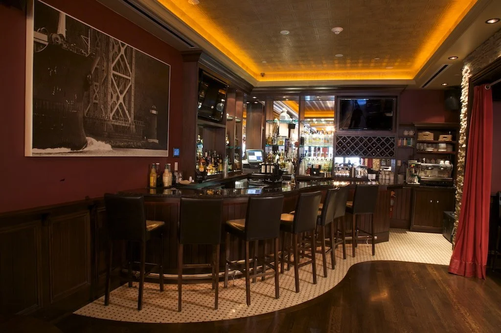 The bar at Hudson Grille