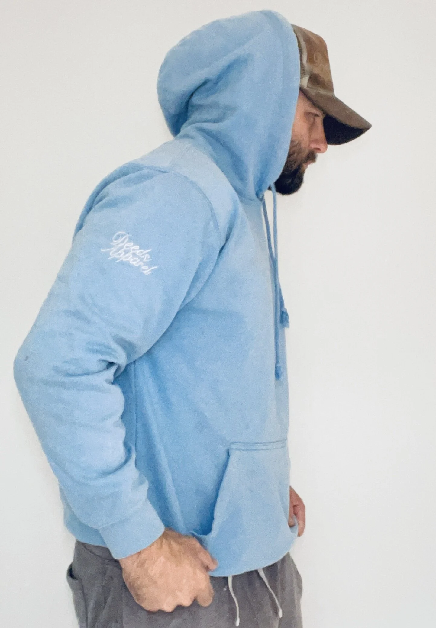 A78EE2CD-58BA-4130-8A52-53C70B617198