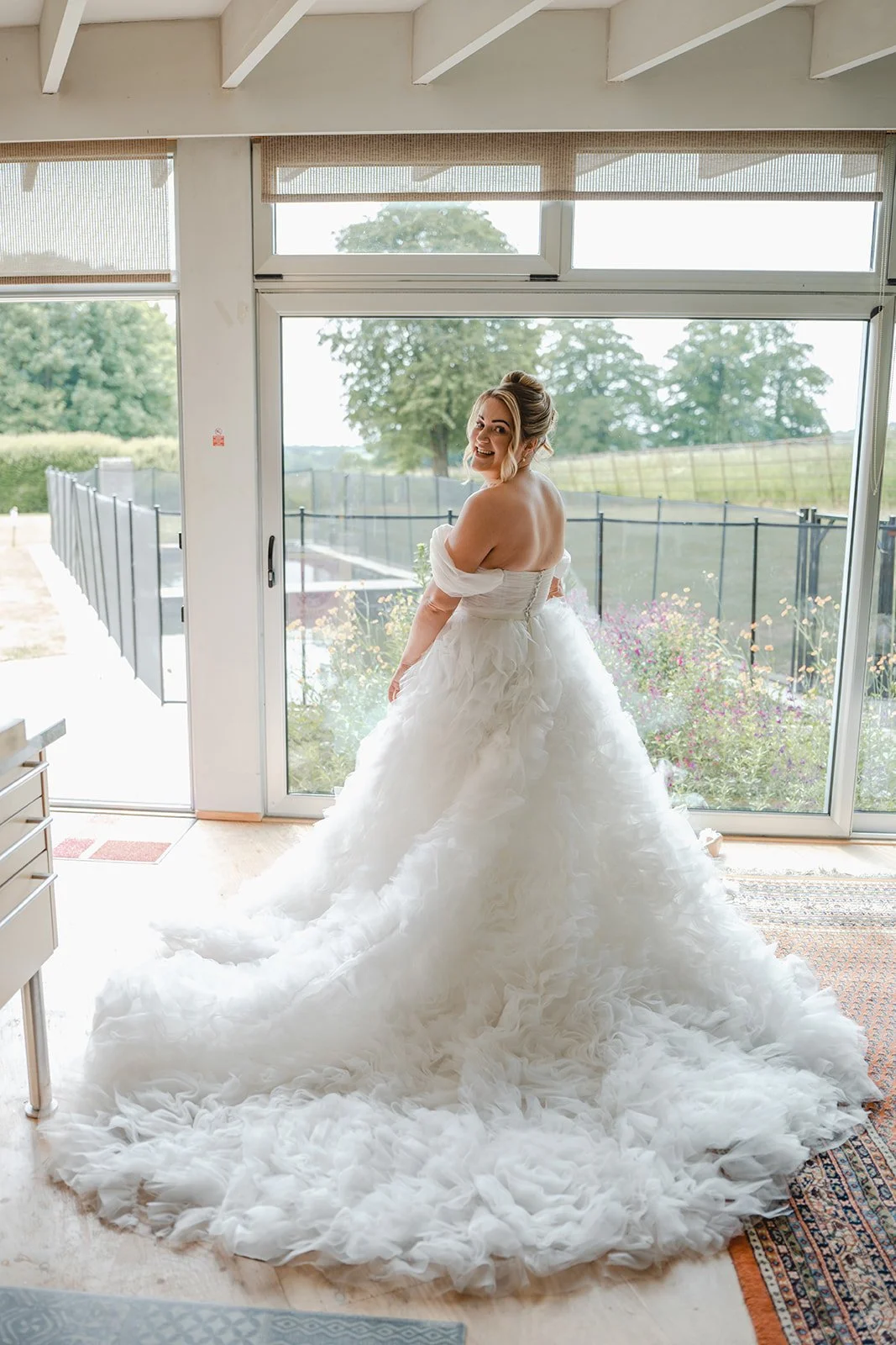 Rhian and Lee natural wedding photography gallery