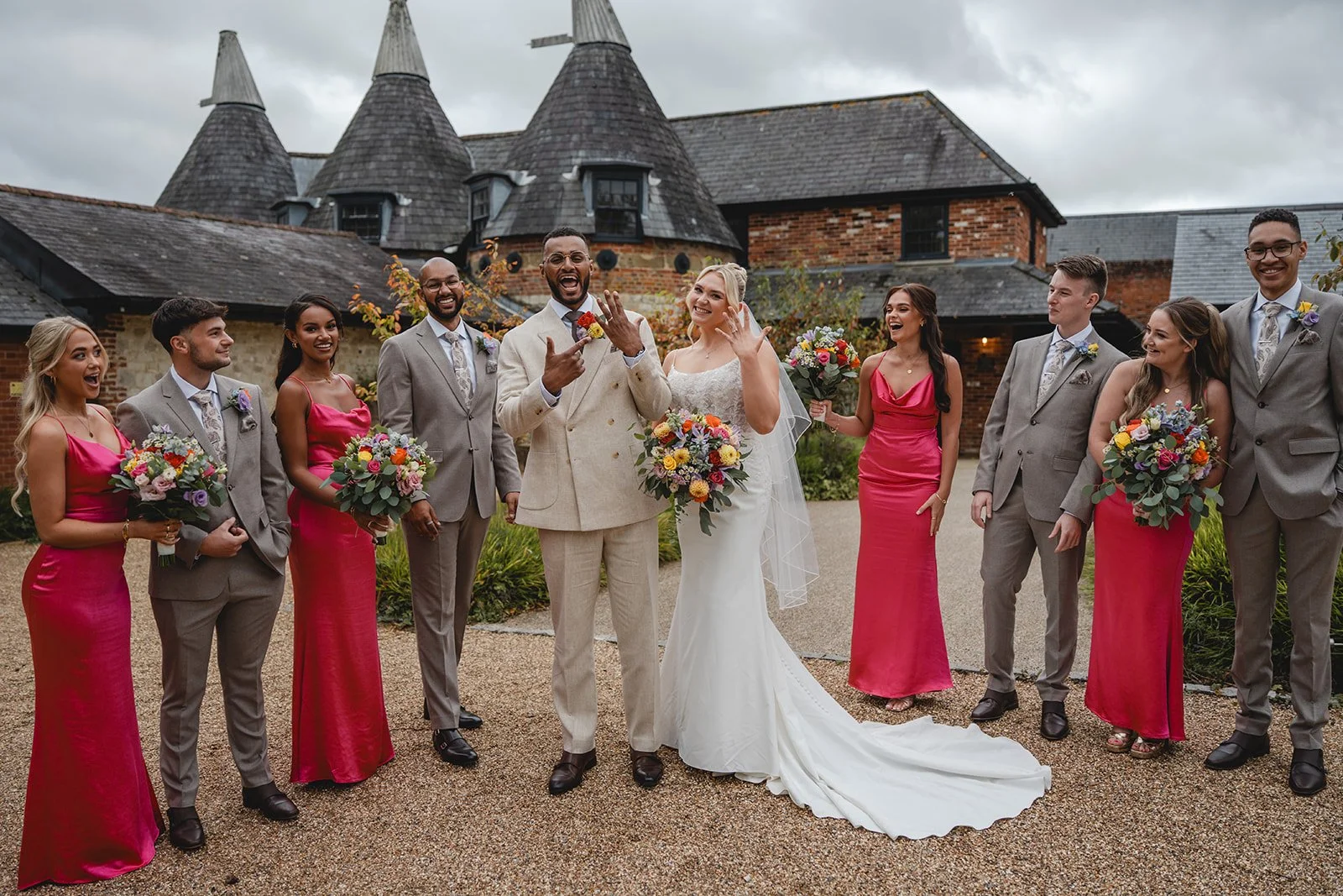 Full wedding party portrait for Kirsten and Josh