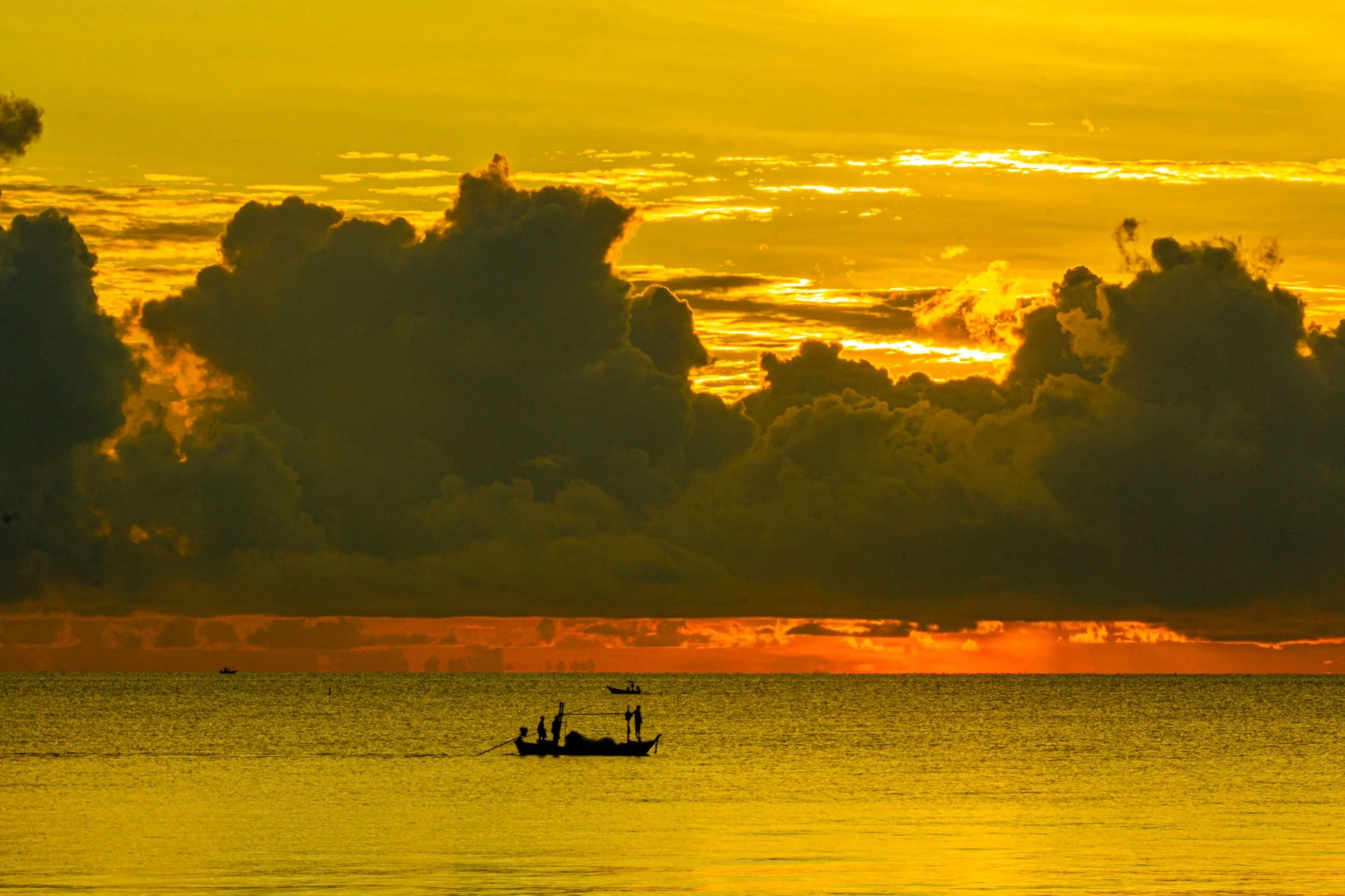 CW001 Dawn passage, Pranburi, Thailand
