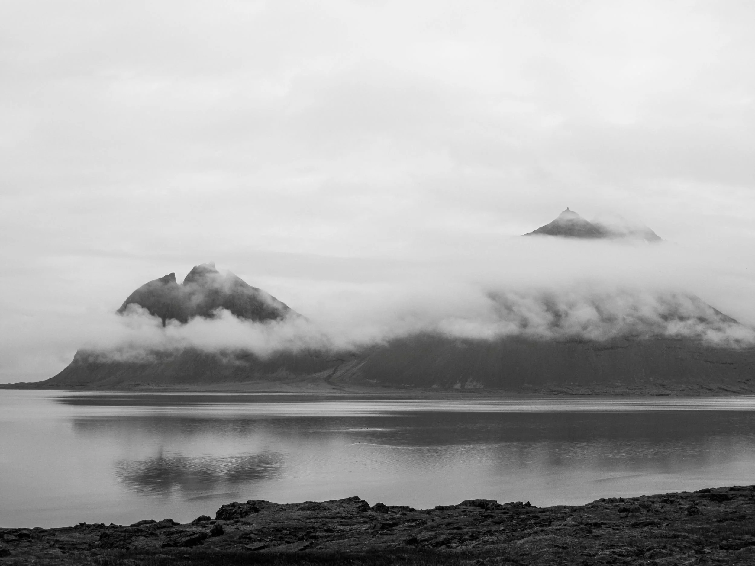 CW002 Vestrahorn in silence, Hofn, Iceland
