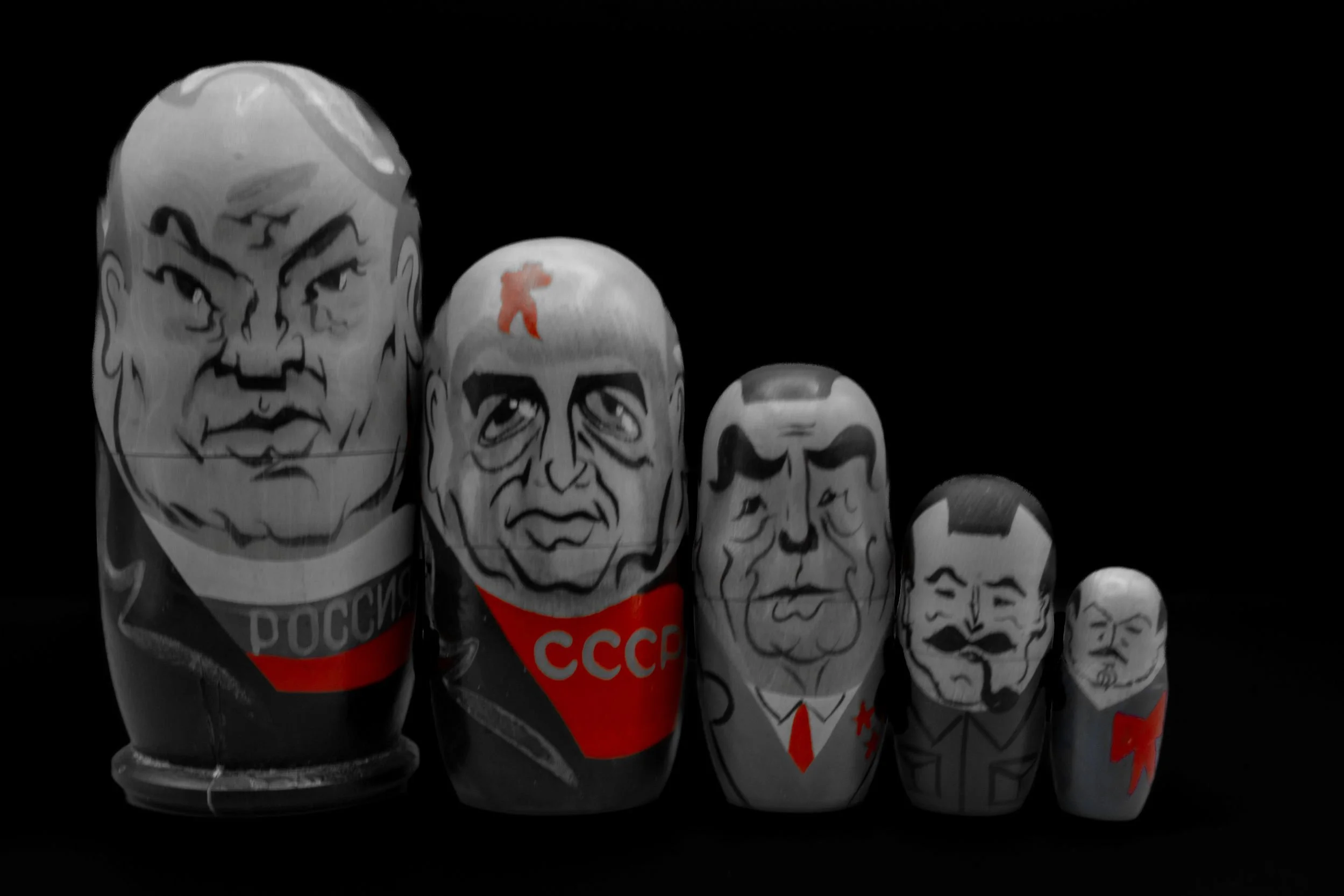 SC002 Red power matryoshka