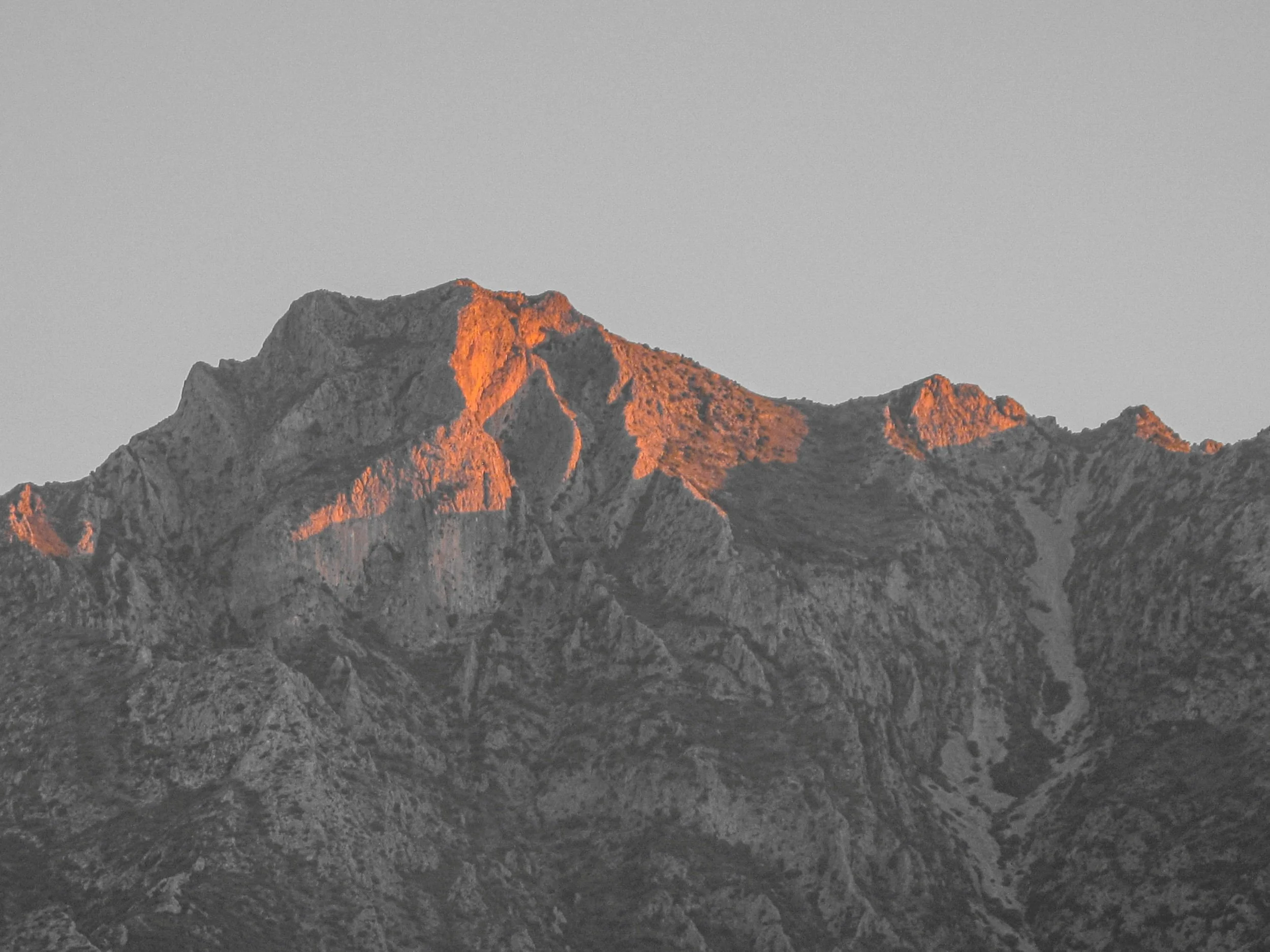 SR007 La Concha at first light