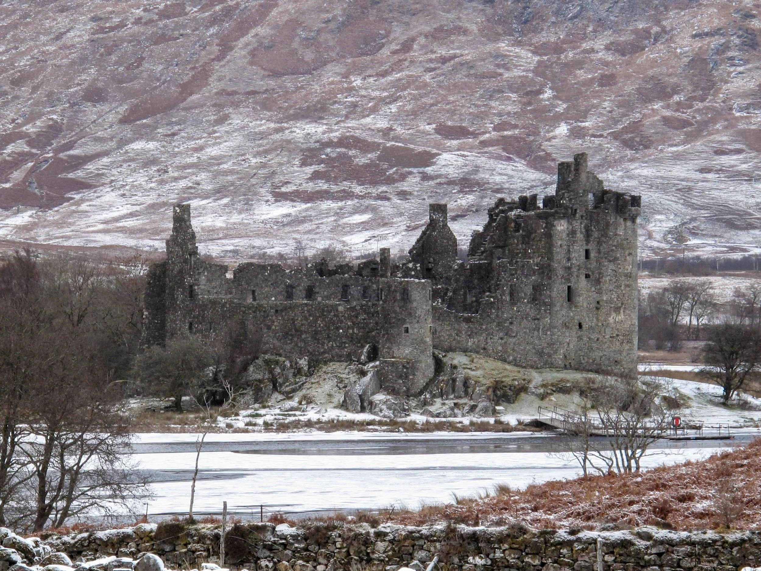 CW013 Snowfall over ruin.jpg