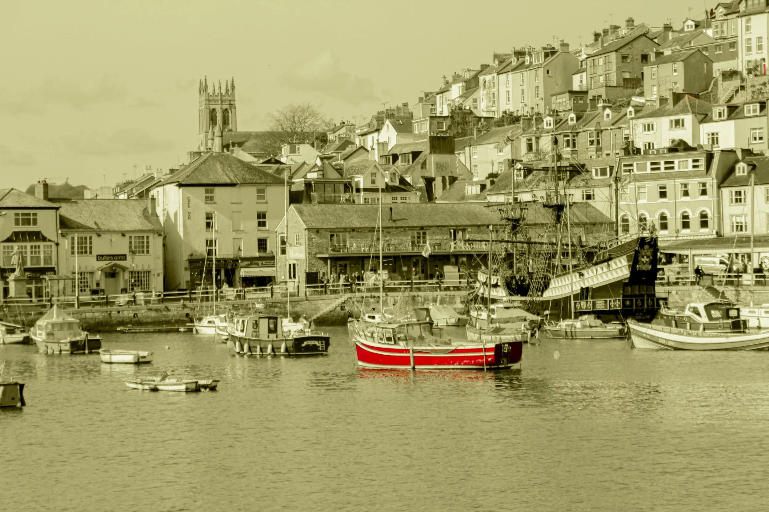 SC007 Only the hull remains.jpg