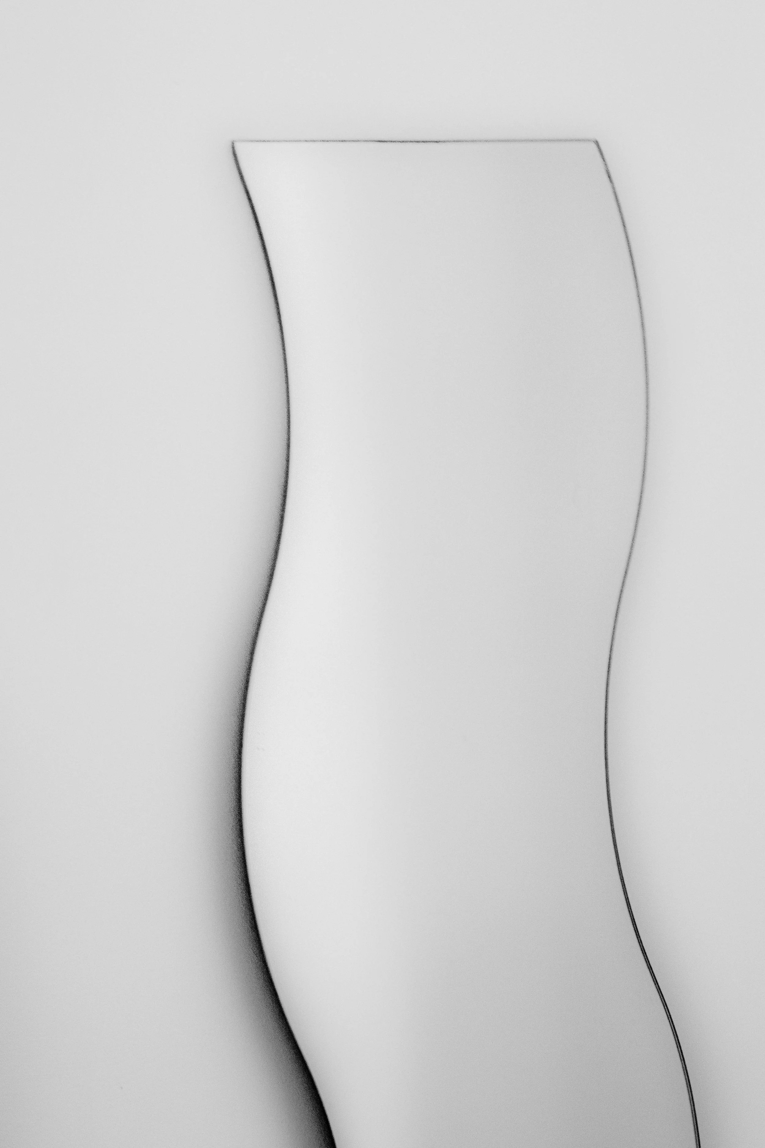 BW009 curved reflectionr.jpg