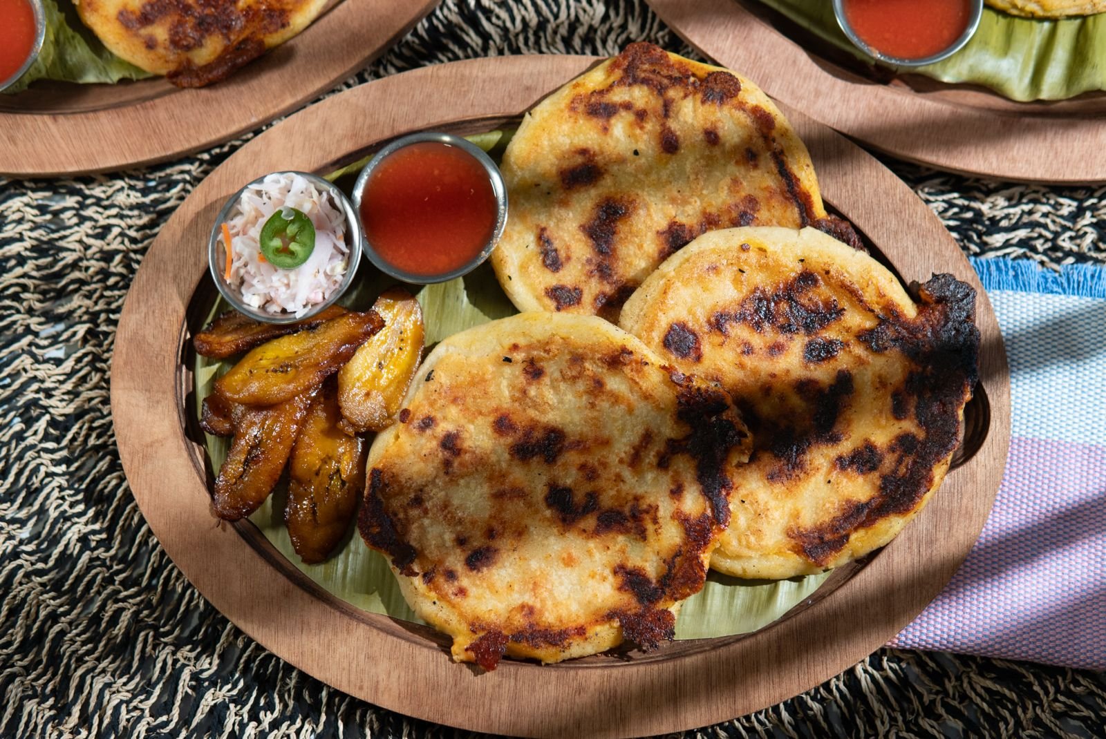 pupusa plate.jpg
