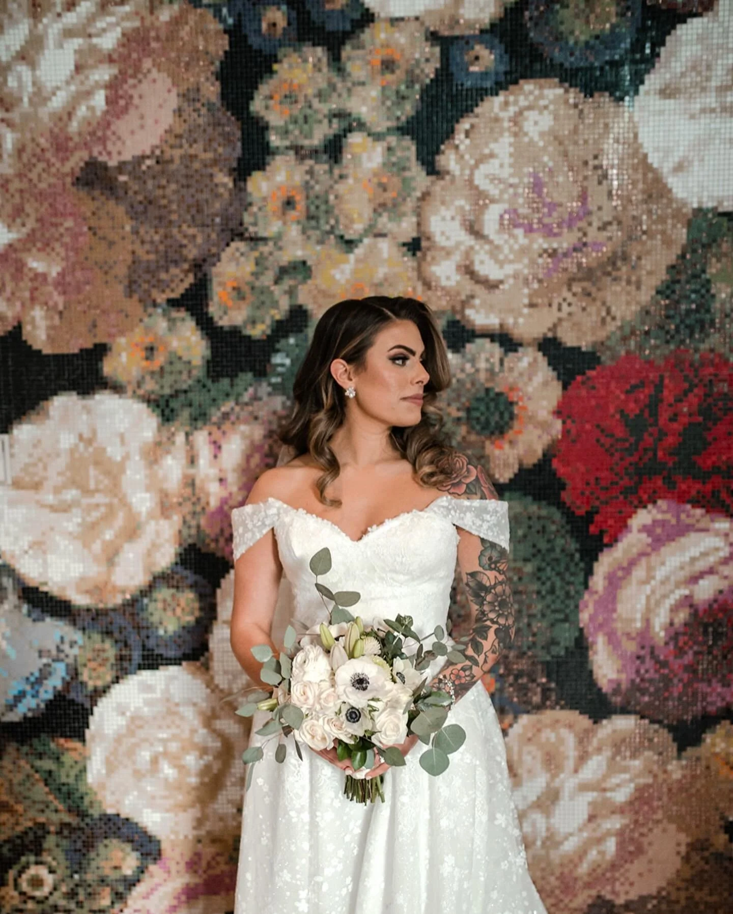 slight throwback to one of my favorite elopements of all time. Gina &amp; Kevin&rsquo;s night was so dreamy AND it was a *surprise* wedding for all of their friends! like their friends did NOT know they were coming to their wedding reception to celeb