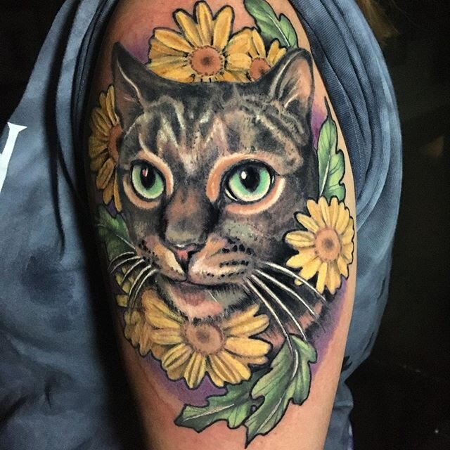 Cats are cool. #bloodmoontattoosyndicate #tattoosbyham #cat #cattattoo #daisy