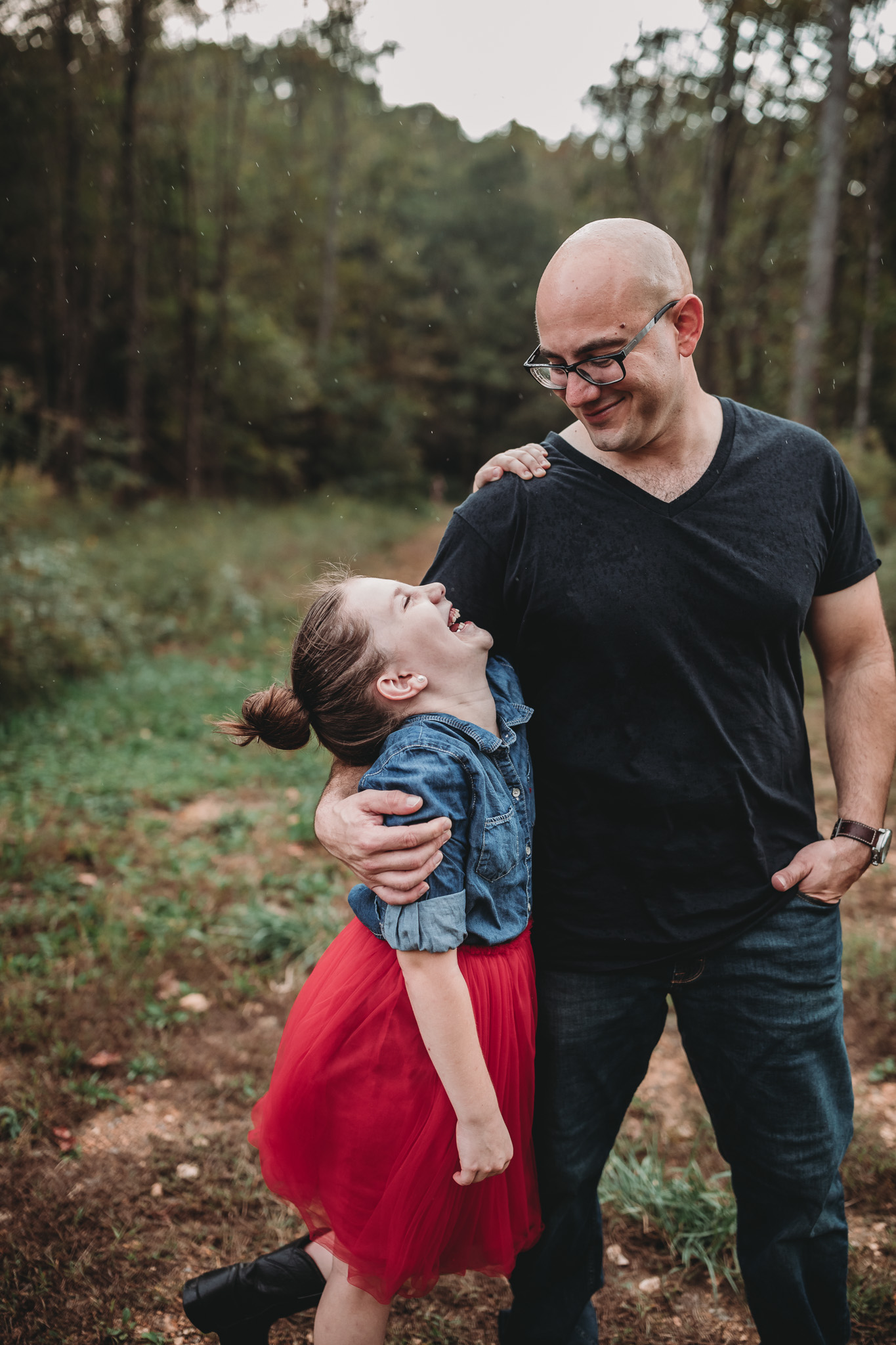 dad and daughter pose