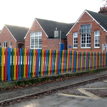If the fence treatment doesn't match the surroundings, ir can look a little out of place.
