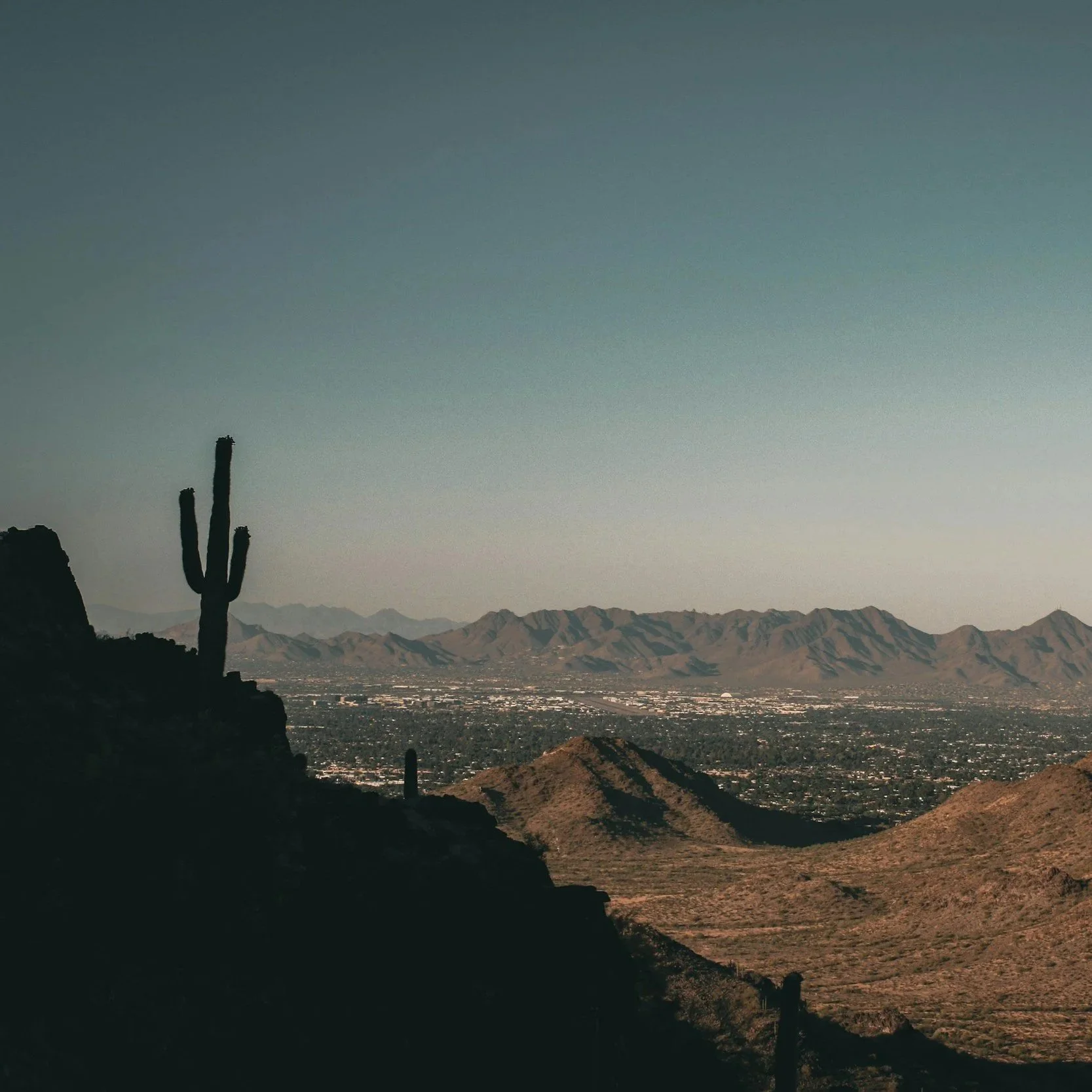 Phoenix Sun &amp; Heat: Best Coatings and Finishes for Steel Guard Rails