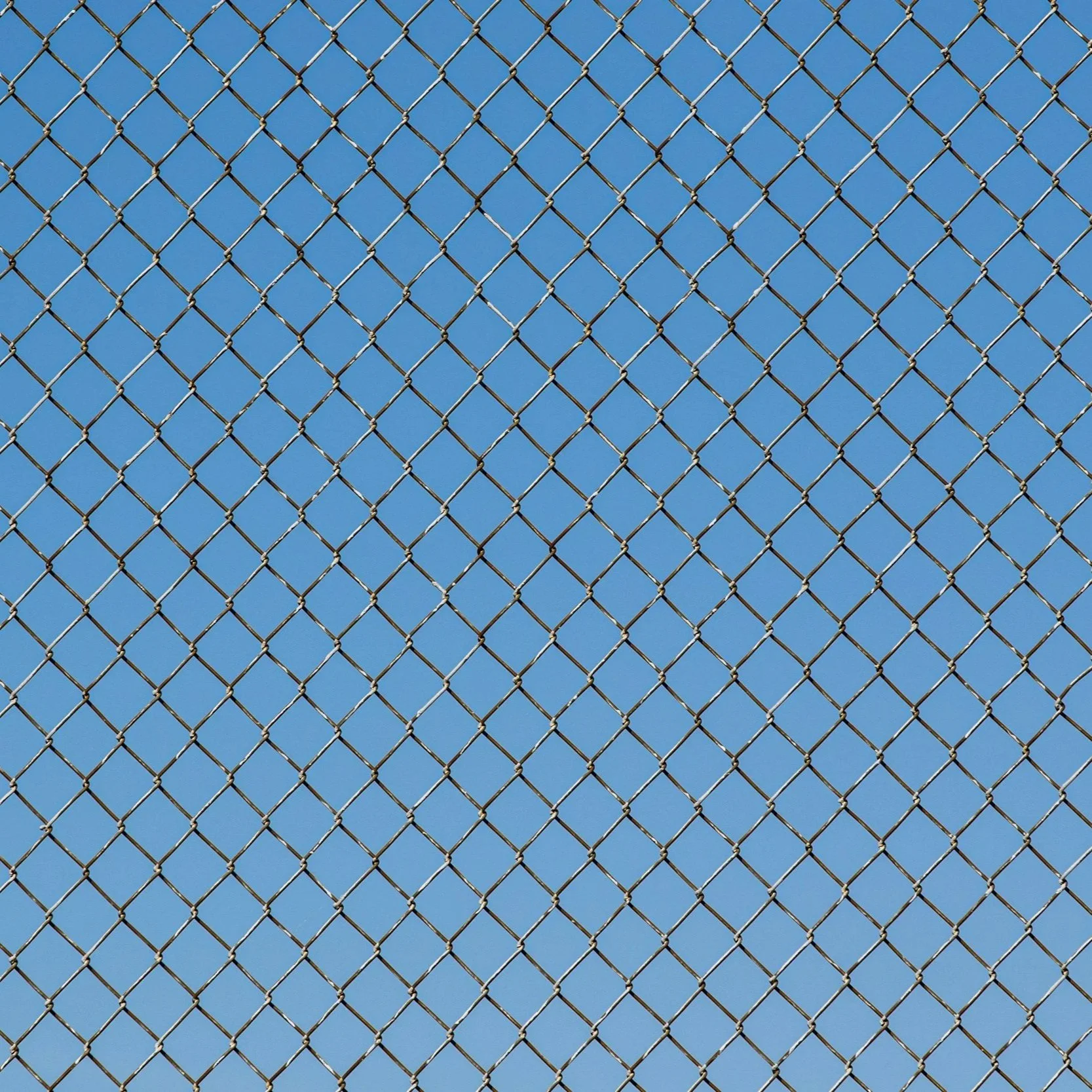 Chain Link Fence Maintenance Checklist: Prevent Rust, Sagging, and Gate Failures