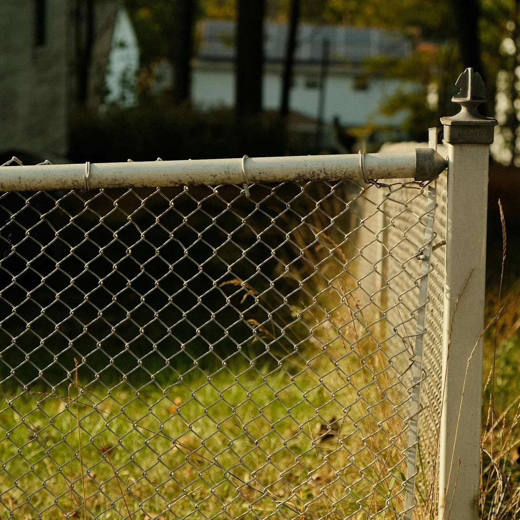 What Gauge Chain Link Fence Do You Need? Understanding Wire Thickness and Strength