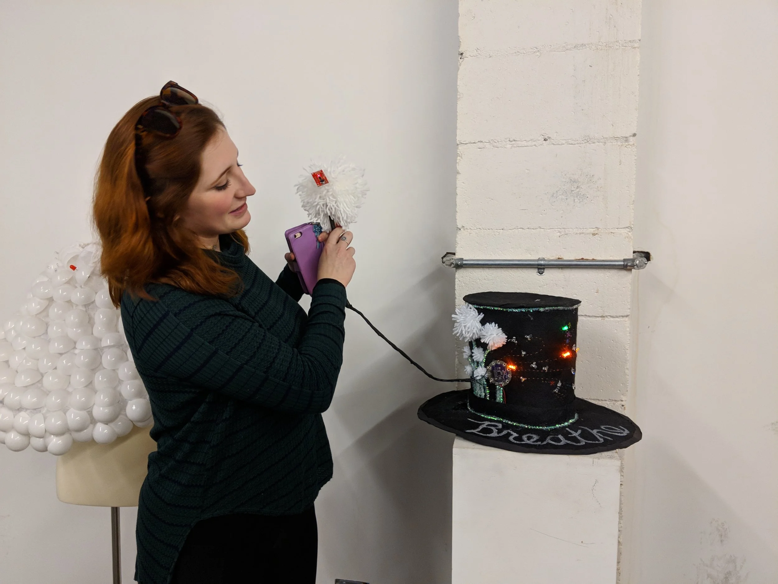 Alexis Marion Neumann: "Fantasmagorical Breathing Hat"