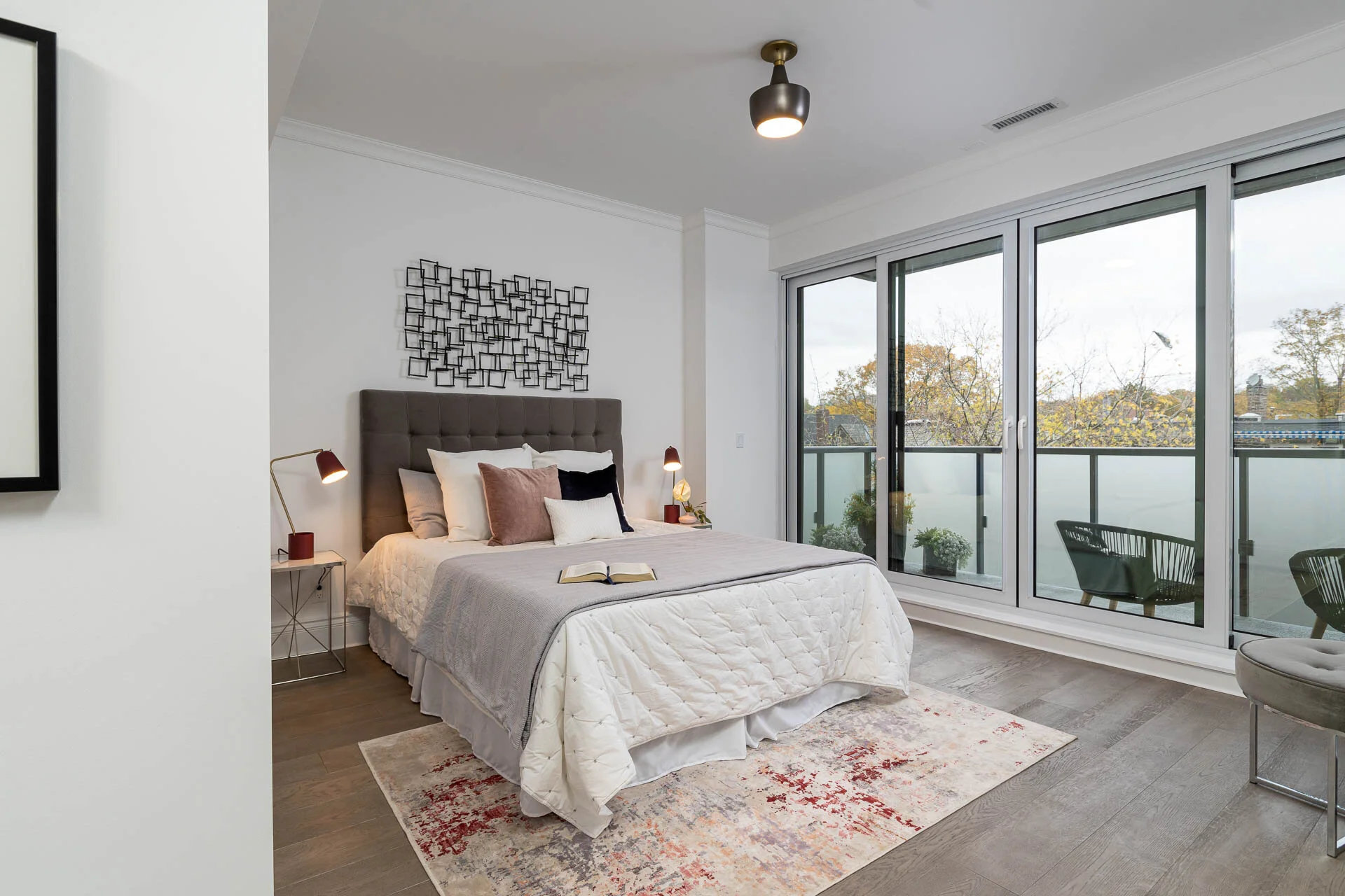 503-128 Pears Ave - Web-35.jpg