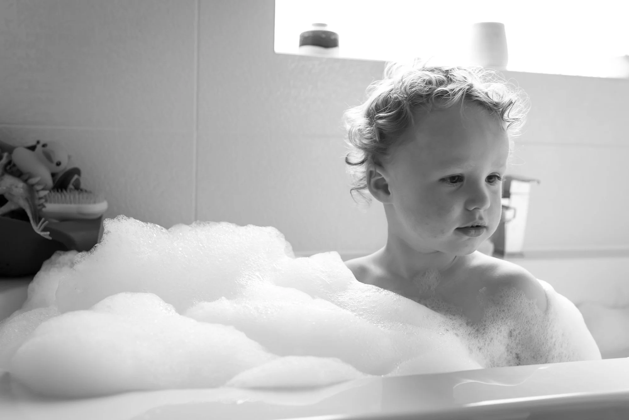 family-documentary-photography-surrey-london-boy-bath.jpg