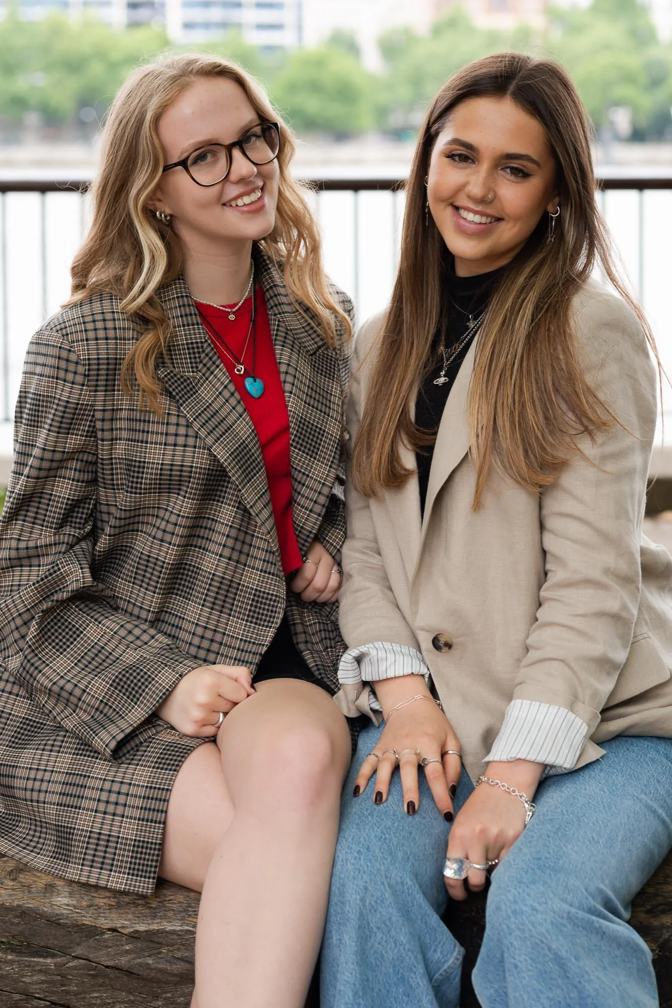 teen-friends-southbank-photography-london-2.jpg