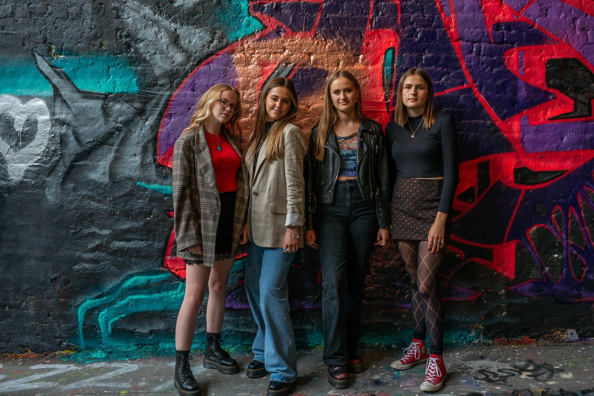 teen-photoshoot-graffiti-london.jpg