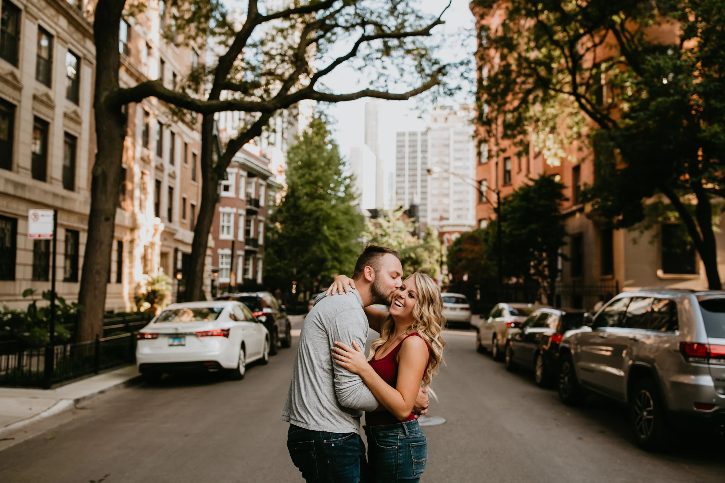 Chicago Engagement Photos, downtown Chicago engagement photos, urban engagement photos, Chicago engagement photographer, Chicago wedding photographer