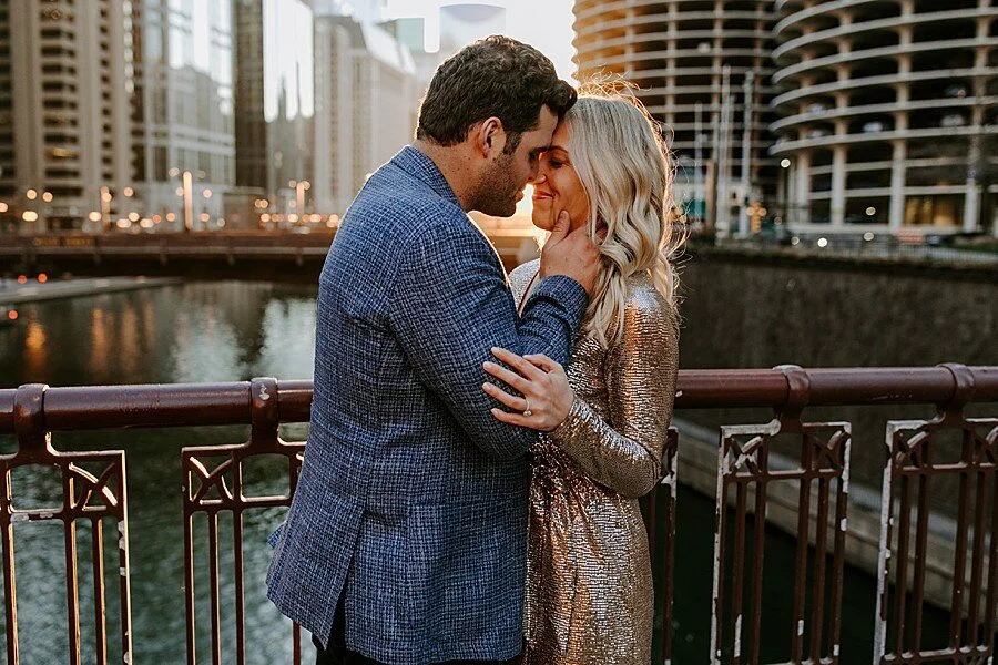 Lindsay &amp; Daniel | Chicago, Illinois Riverwalk Engagement 