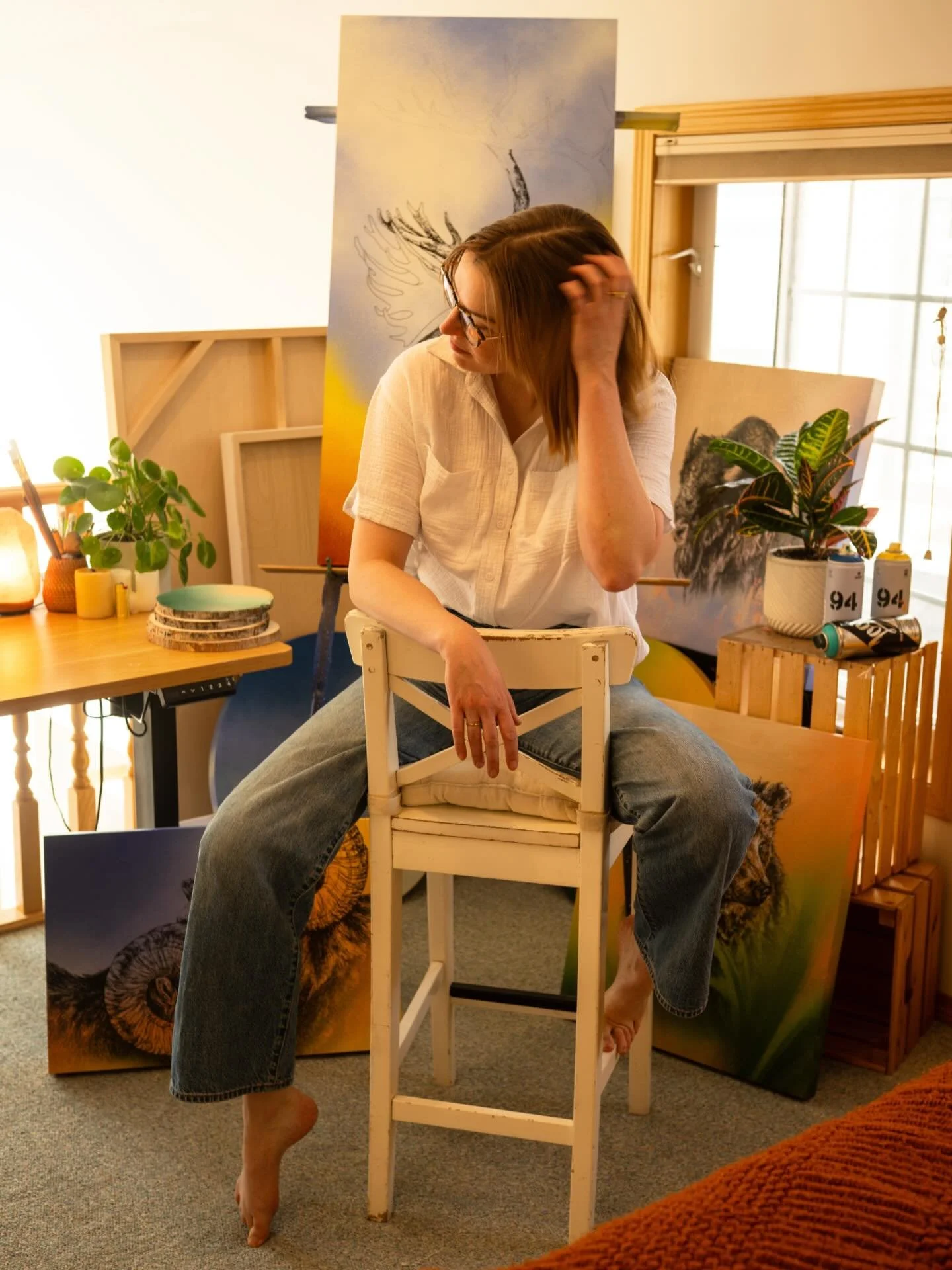 Before every show, I give my newsletter subscribers early access to the collection before opening night. My subscribers are my people- my closest supporters, collectors, and friends, and I always send them first updates and early access to new work. 