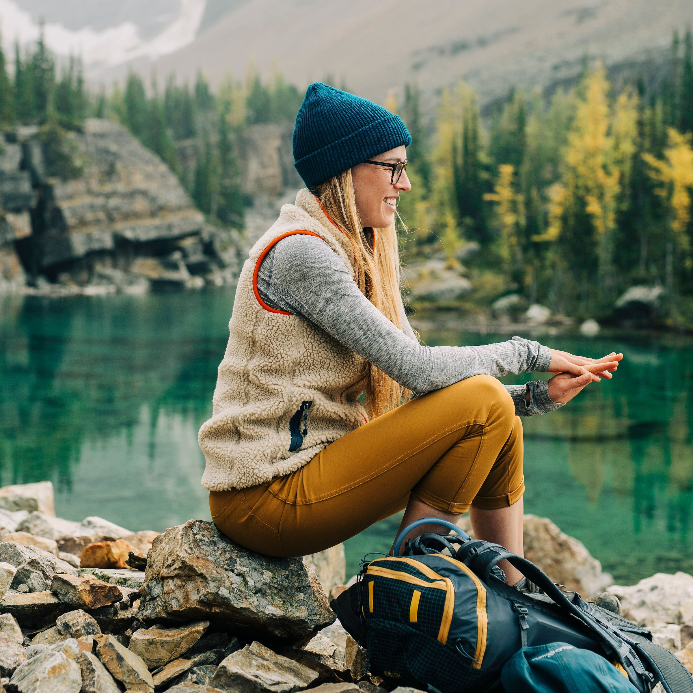 Hi, I’m Emily Beaudoin.  I’m a mountain painter, illustrator and muralist based in Canmore, Alberta.