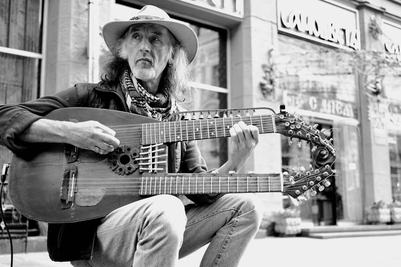A street performer in Moscow, Russia