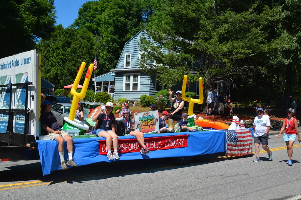 Floats — Chelmsford Parade