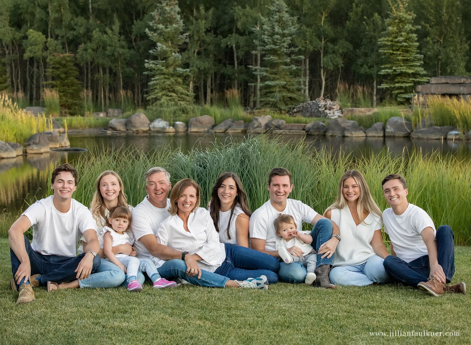 extended family photography session Calgary