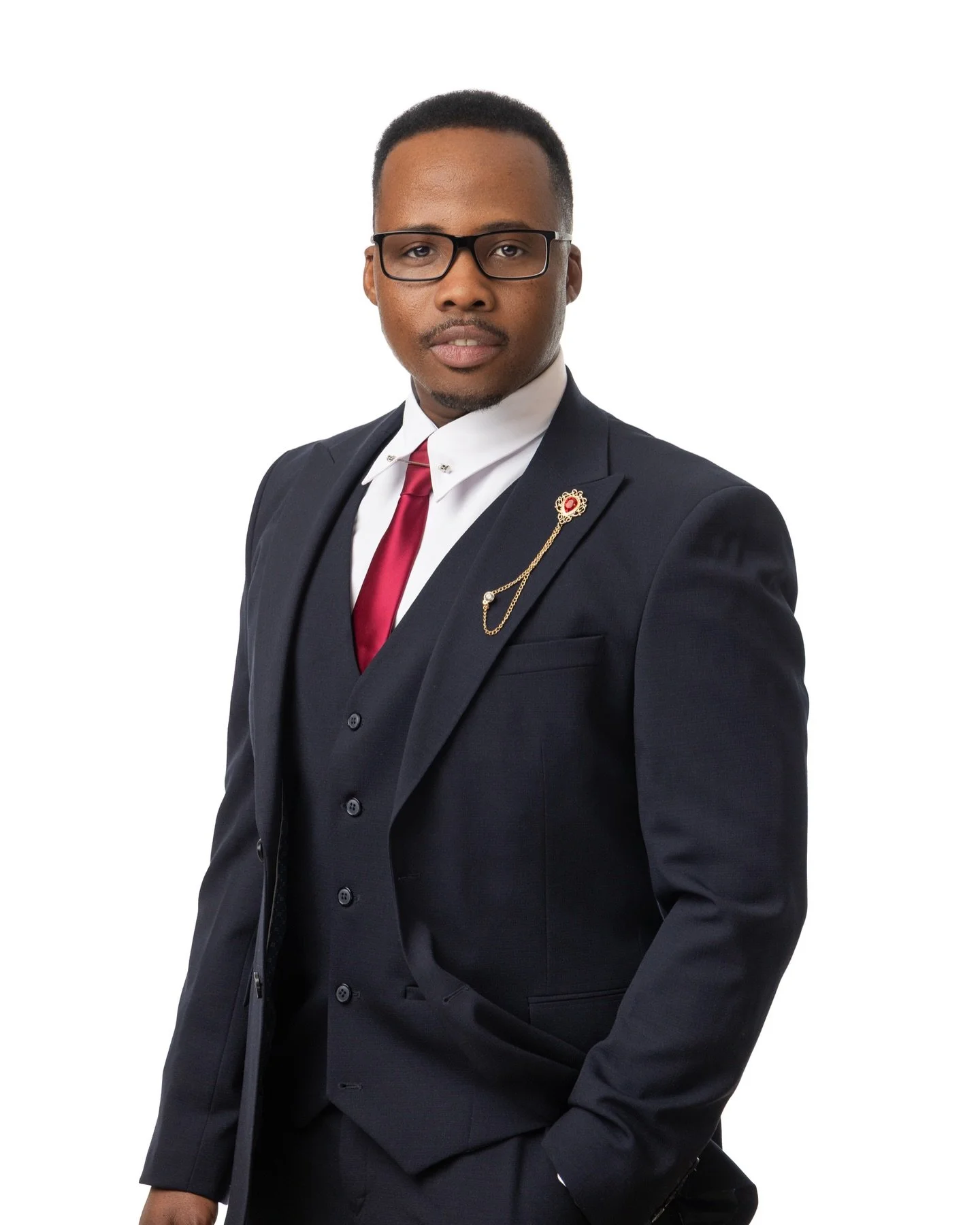 Polished. Confident. Undeniably YOU. ⚡
⠀⠀⠀⠀⠀⠀⠀⠀⠀
Great things happen when your professional image matches your ambition. Our downtown Calgary studio delivers premium, authentic headshots designed for the executive who means business - because the rig