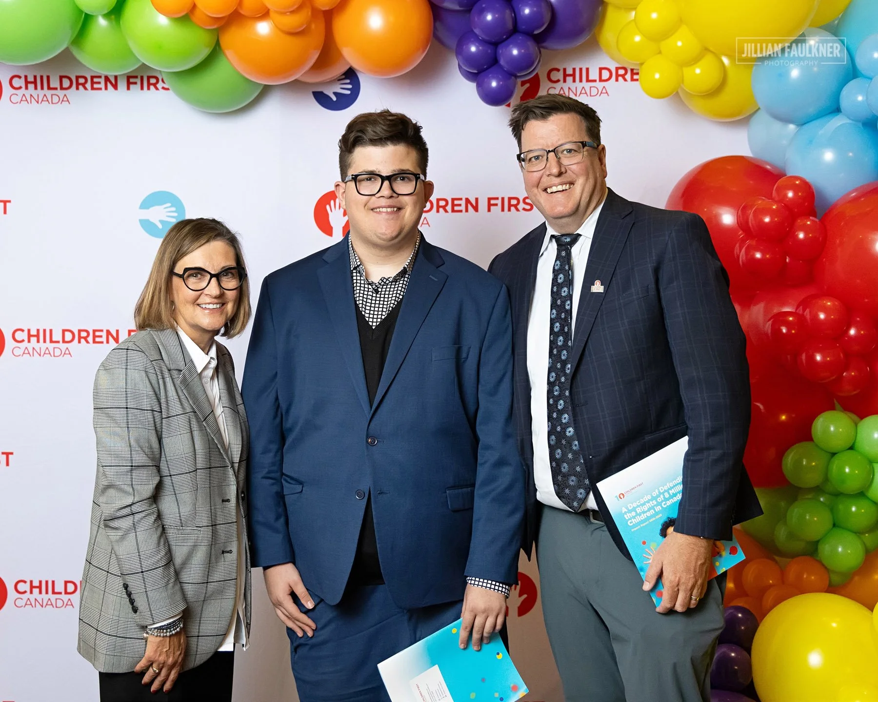 Calgary gala photographer photographs guests socializing at exclusive VIP reception
