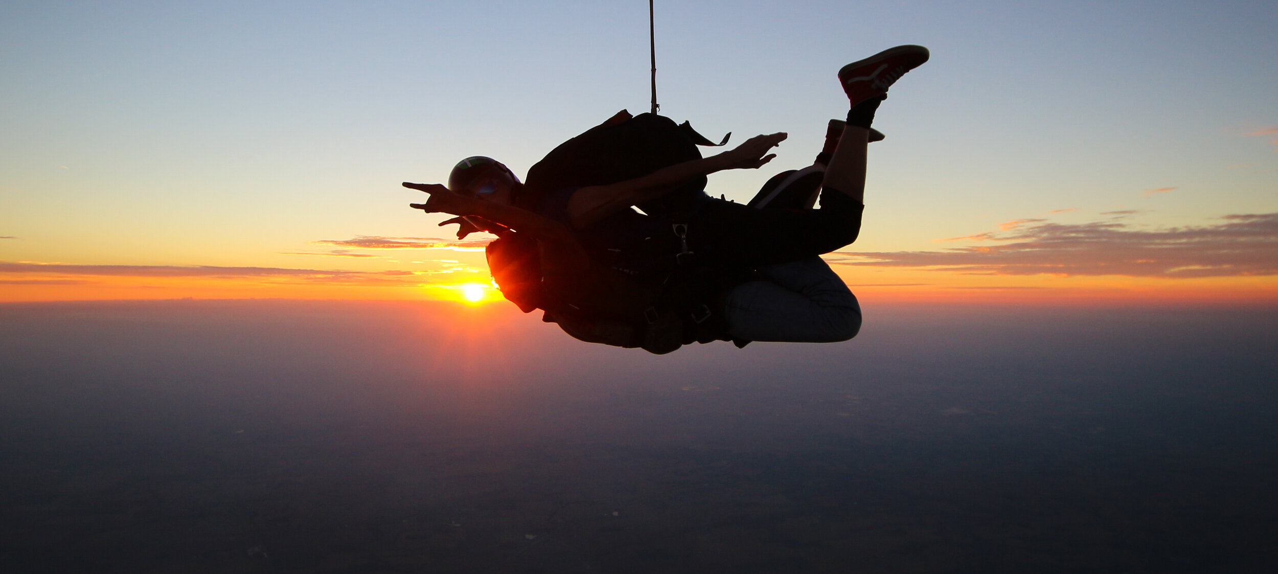 Sunset Skydive - Paraquedismo em Campo Grande MS - Eventos