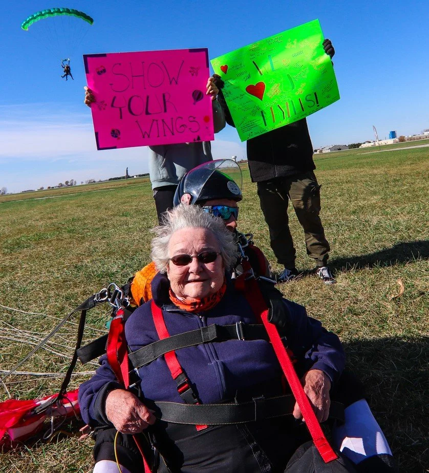 SPECIAL ASSISTANCE TANDEM SKYDIVING