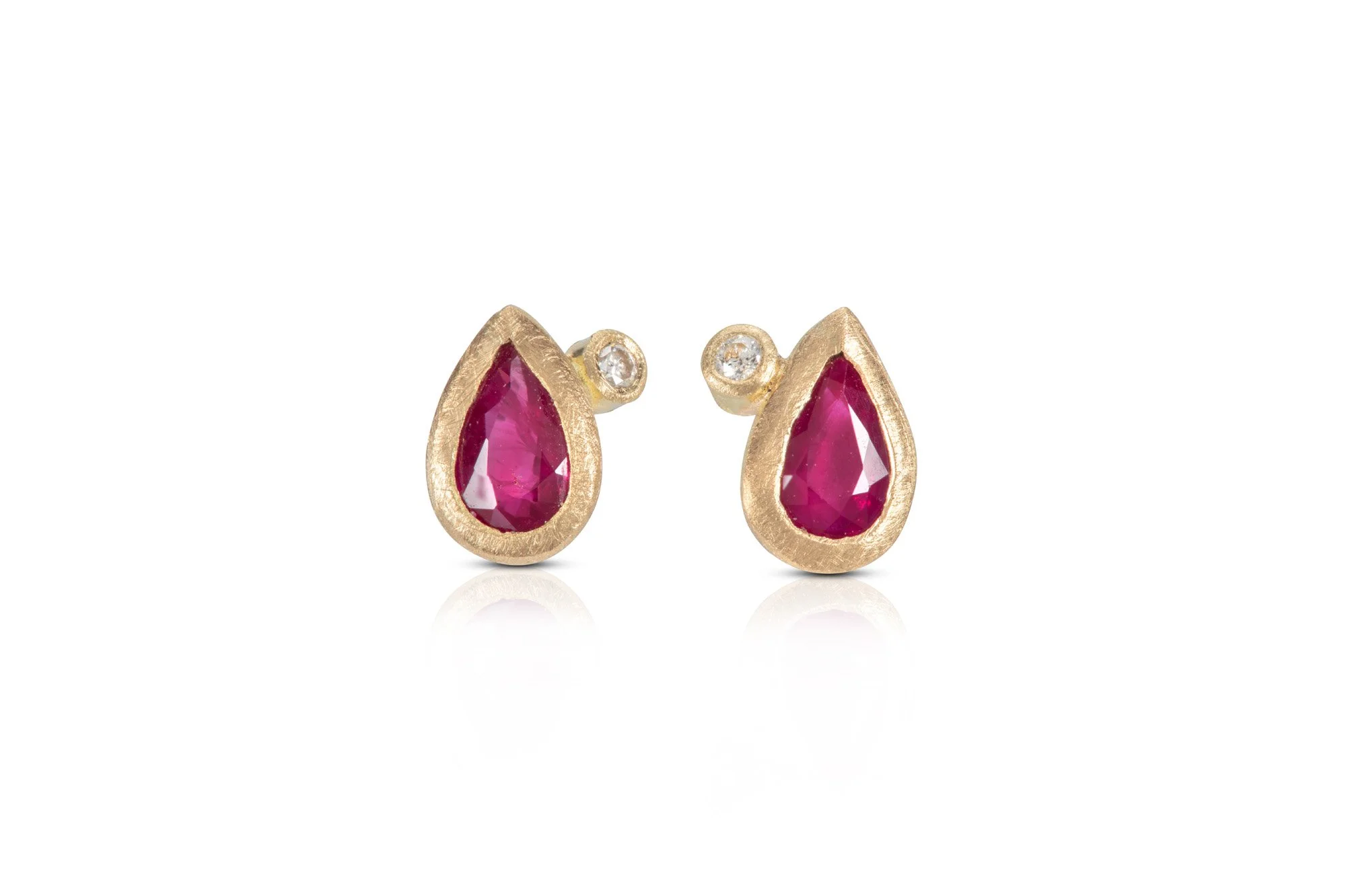 Ruby & Diamond Stud Earrings No.2 S.jpg