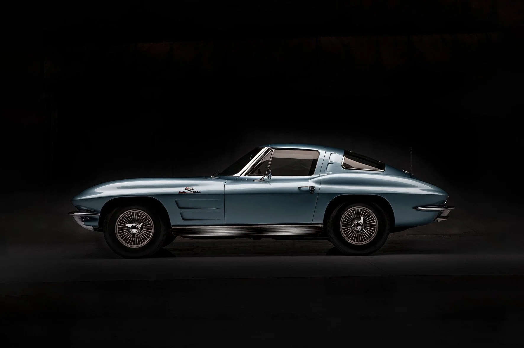 CORVETTE+STINGRAY+PROFILE_Expanded.jpg