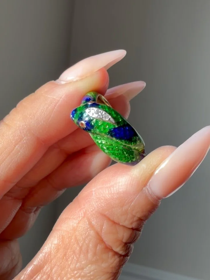 2025 was the year of the snake in Chinese astrology! And a year of major transformation &amp; shedding 🐍💎Just got this gorgeous vintage 1980s 14K diamond enamel snake band in, size 6.25 (not resizable due to the enamel), weighs 6.33 grams. The enam