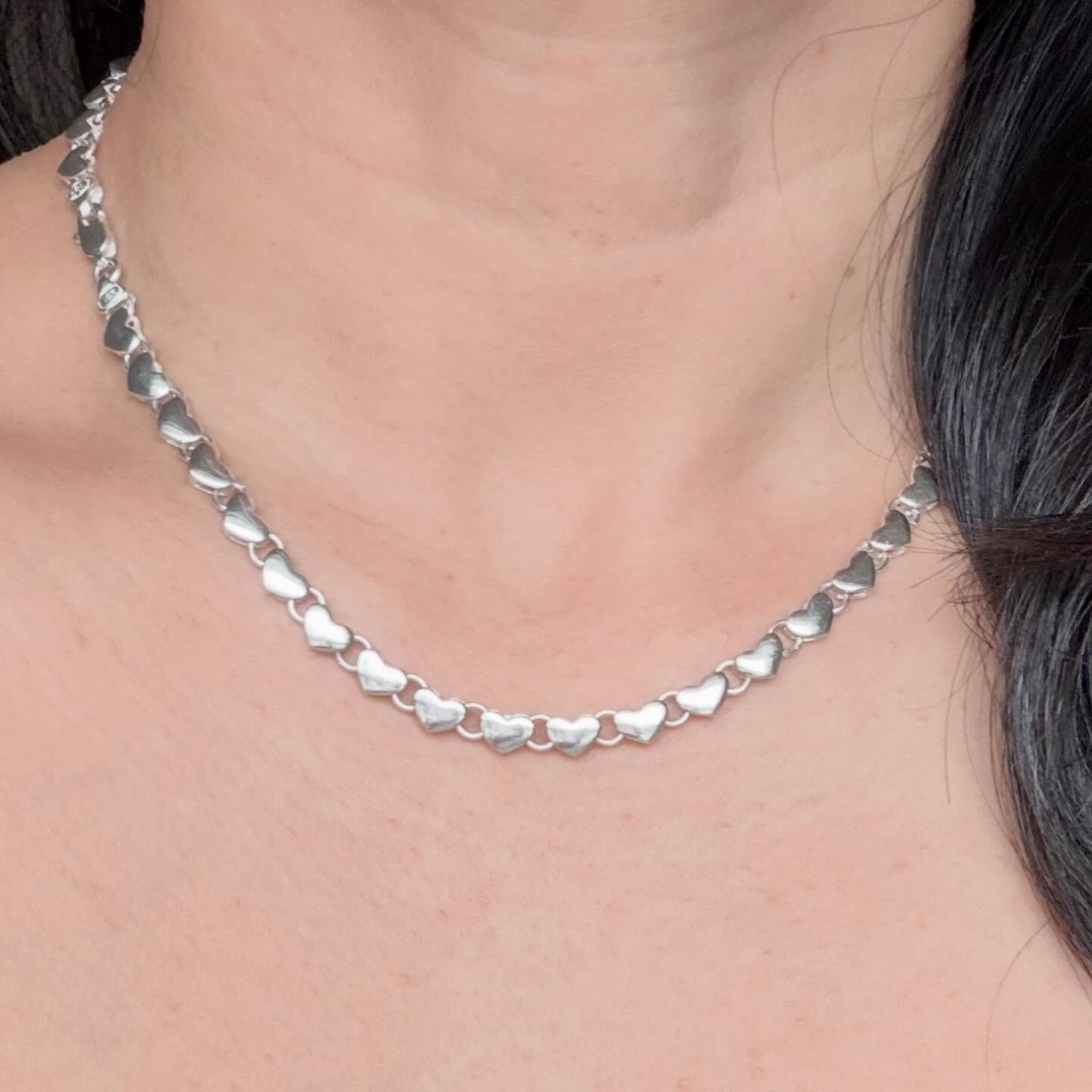 Since Valentine&rsquo;s Day is around the corner, I just know this gorgeous vintage sterling silver heart link necklace won&rsquo;t stick round for long! 💝💘 Measures 17.25&rdquo; long, 5mm wide, weighs 21 grams. DM to claim $250 shipped! Not online