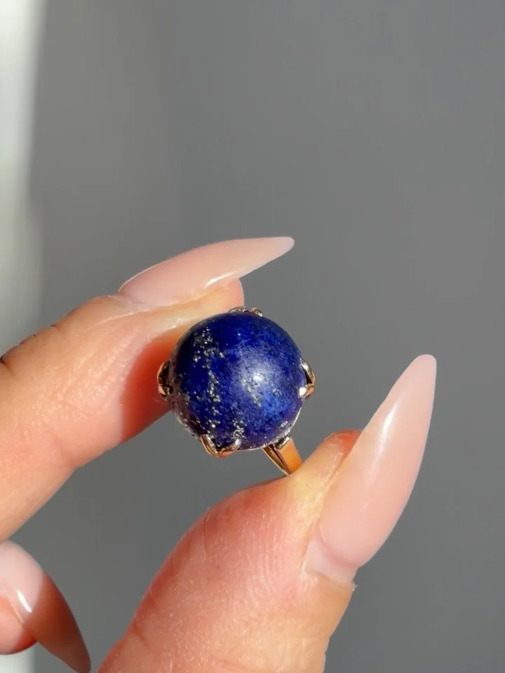 This absolutely gorgeous c1960s French 18K owl hallmarked (18K imported into France) flashy golden pyrite flecked lapis lazuli cabochon is up for grabs! Size 4, easily resizable. Cabochon measures 12mm in diameter. Not online yet. DM to claim at 720 