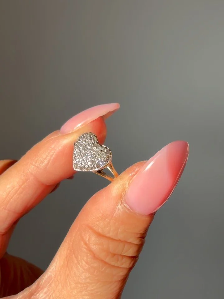 How is it almost Valentine&rsquo;s Day?! I found you the sweetest sparkly vintage c1980s 14K natural round cut diamond pav&eacute; heart! Size 5.25, easily resizable. In excellent condition 💝💎 DM me to claim at 610 shipped within USA. Zelle Venmo P