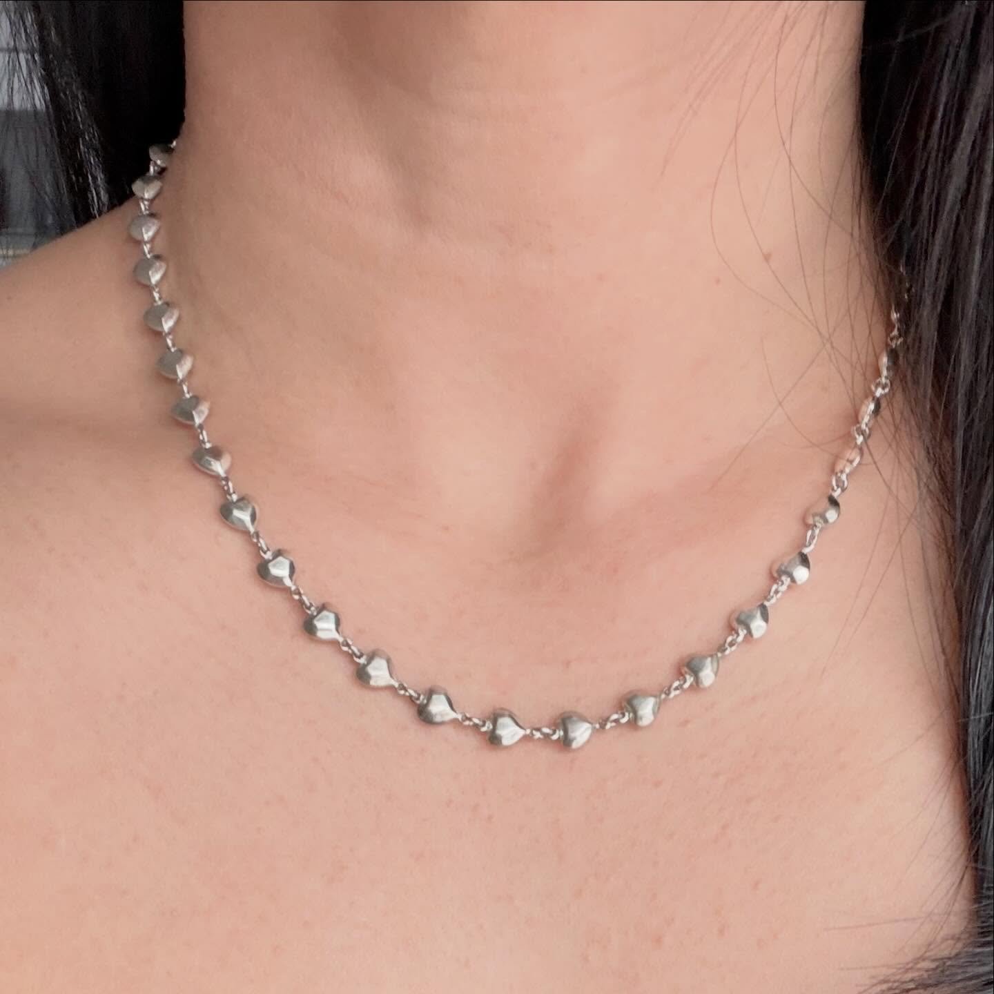 Happy Friday nite! I know so many of you keep missing out on the vintage Italian sterling silver heart link necklaces! So u found another! Vintage Italian 925 sterling puffy heart link! 18&rdquo; long, 5mm, 13.4 grams. $285 shipped! DM to claim. Zell