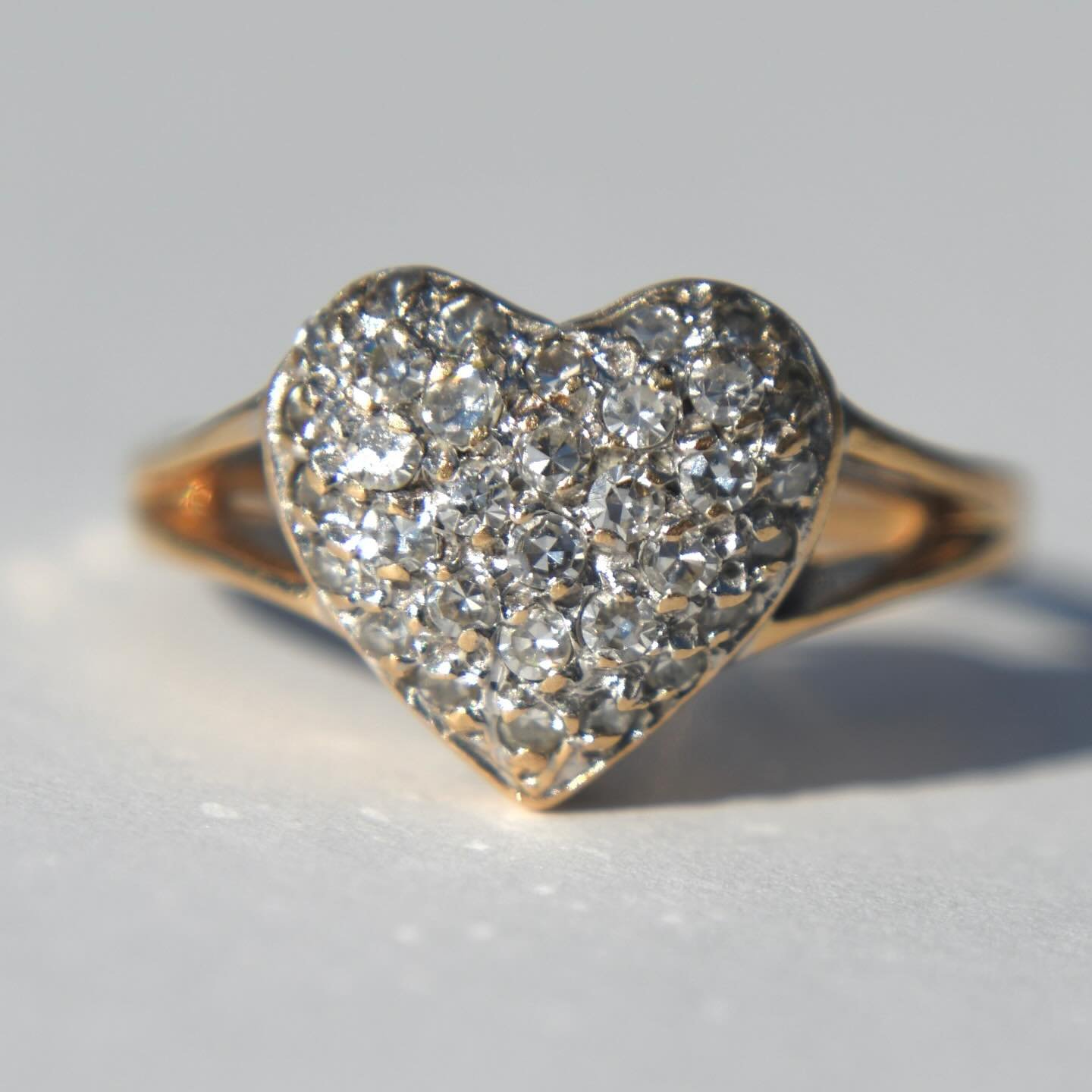 The prettiest vintage 14K pav&eacute; diamond heart ring 😍💎 Online now, link in bio or tap to shop. 640 website or 600 Zelle Venmo PayPal FF