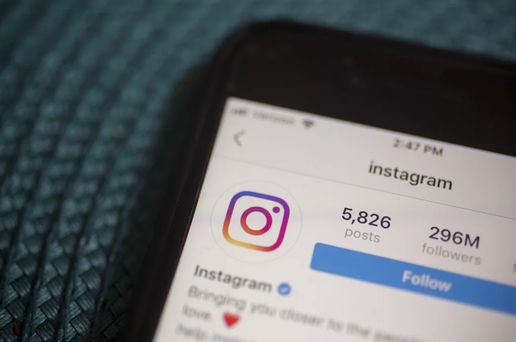 Ad Age: HOW BRANDS CAN LEVERAGE INSTAGRAM STORIES EFFECTIVELY